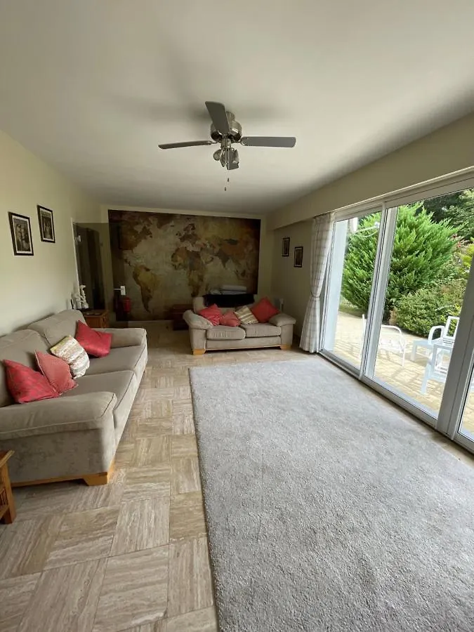 Holiday home Kerprimel Villa Saint-Thois